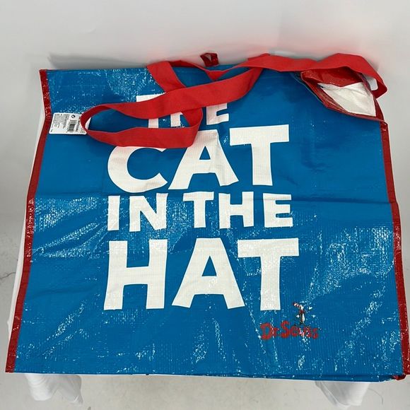 Dr Seuss collection 5 pc erasers pencil sharpeners bag Cat Hat Horton Thing 1 2 - Picture 5 of 6